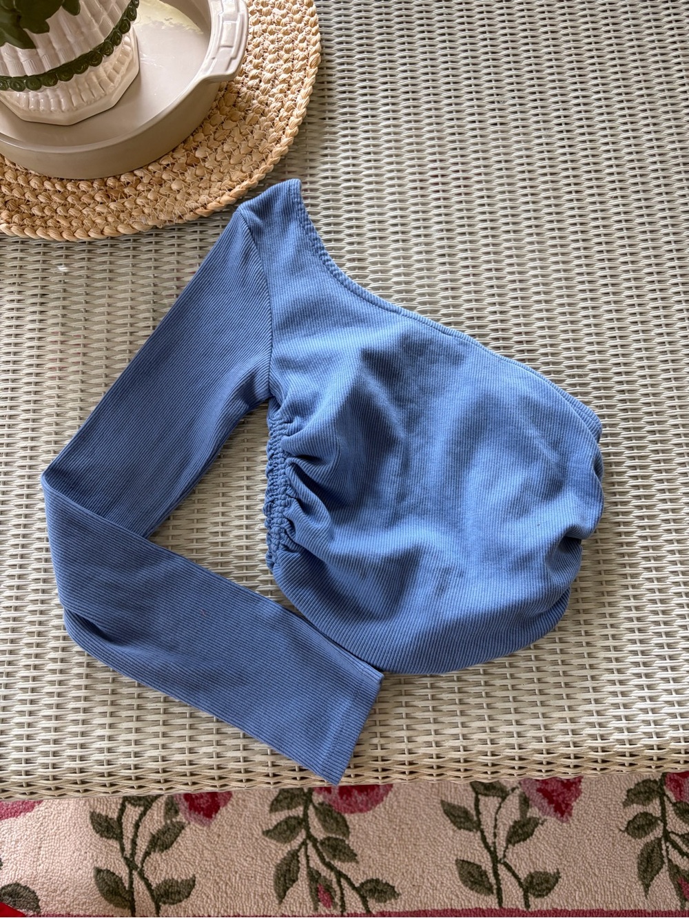 Zara Blue One-Shoulder Ruched Ribbed Crop Top - Picture 3 of 3